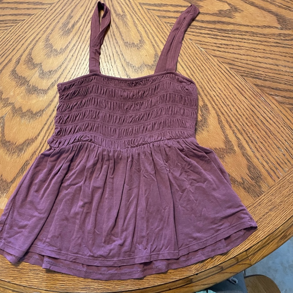 Mauve American Eagle cropped tank